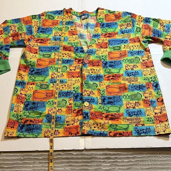 Bundle of 2 scrub tops vintage size XL - Picture 4 of 12